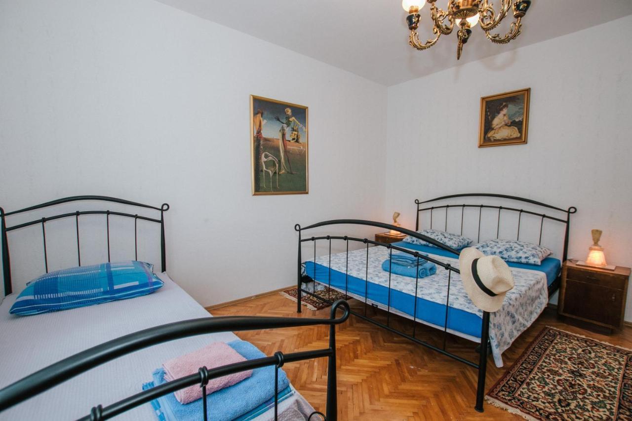 Apartman Bagattino-Trogir Near Old Town Exterior photo